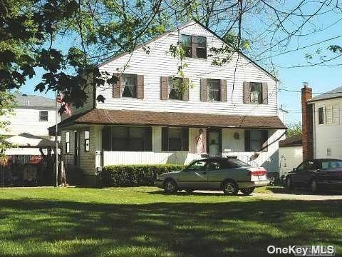 Primary Photo - 1484-1412 12th St