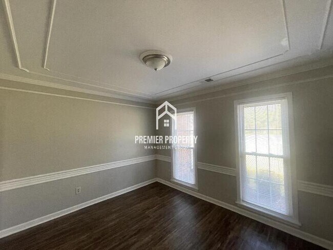 Foto del edificio - 1585 Wood Farms Dr