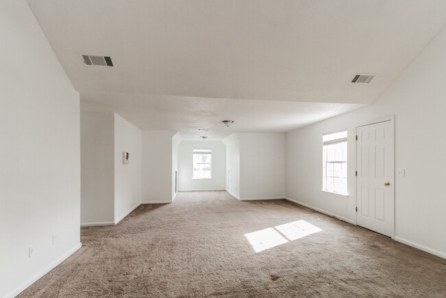 Foto del edificio - 4603 Derby Loop