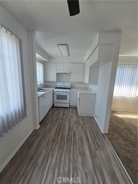 Foto del edificio - 618 W Dryden St