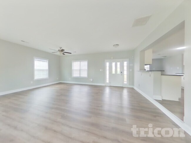 Foto del edificio - 5150 Wolfe Dr