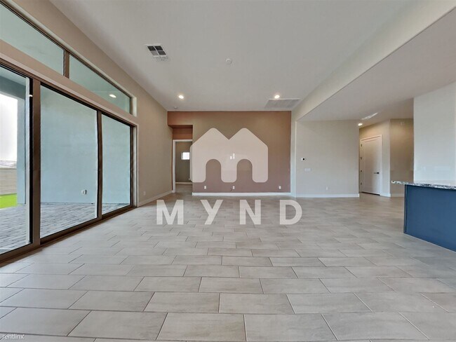 Foto del edificio - 2 br, 2 bath House - 5193 N 207th Dr