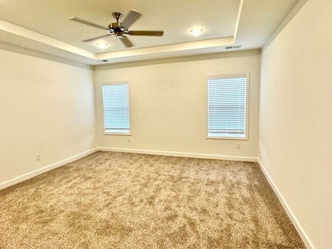 Foto del edificio - Now Leasing a 5-Bedroom 3 Bath Home in Horn Lake, MS.