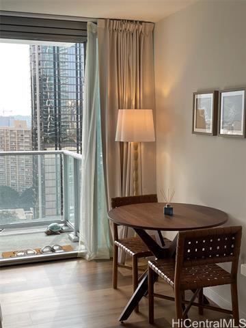 Foto del edificio - 1515 Liona St