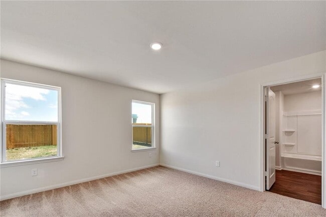 Foto del edificio - 140 Allington Cir