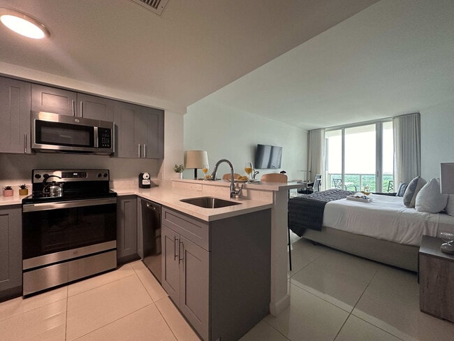 Foto del edificio - 2889 McFarlane Rd
