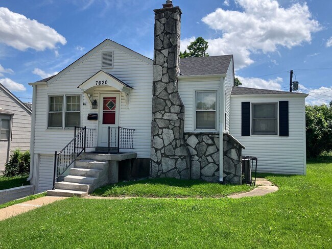 Foto del edificio - 7620 Stanwood Dr