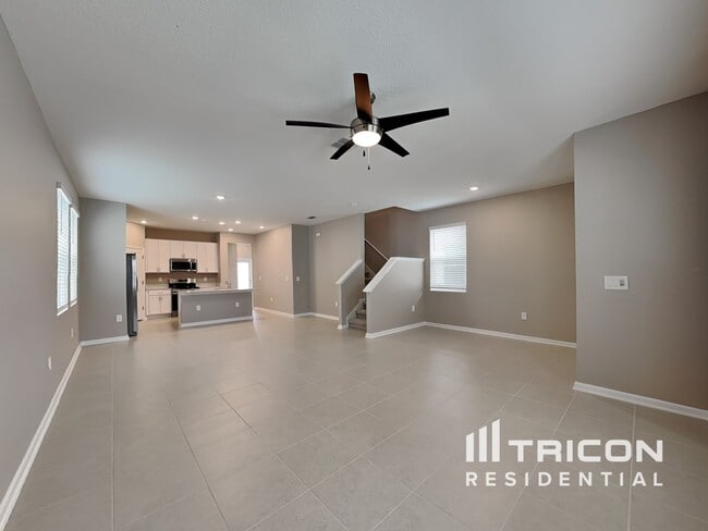 Building Photo - 741 Honeyrock St