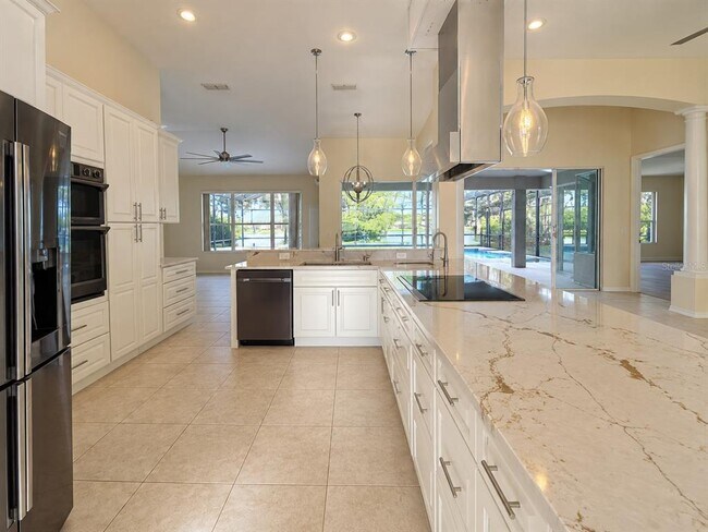 Foto del edificio - 13535 Bluewater Cir