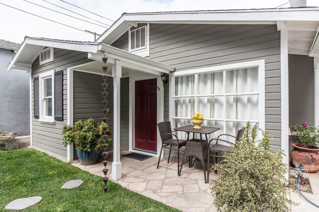 Todos los servicios públicos incluidos - 4323 Laurelgrove Ave