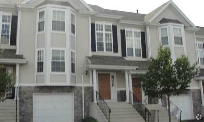 Building Photo - 1903 Briar Woods Ln