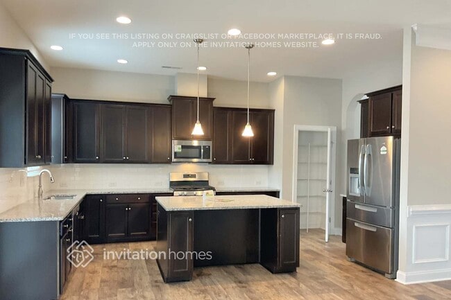 Foto del edificio - 1400 Thessallian Ln