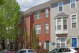 Building Photo - 923 Bing Ln