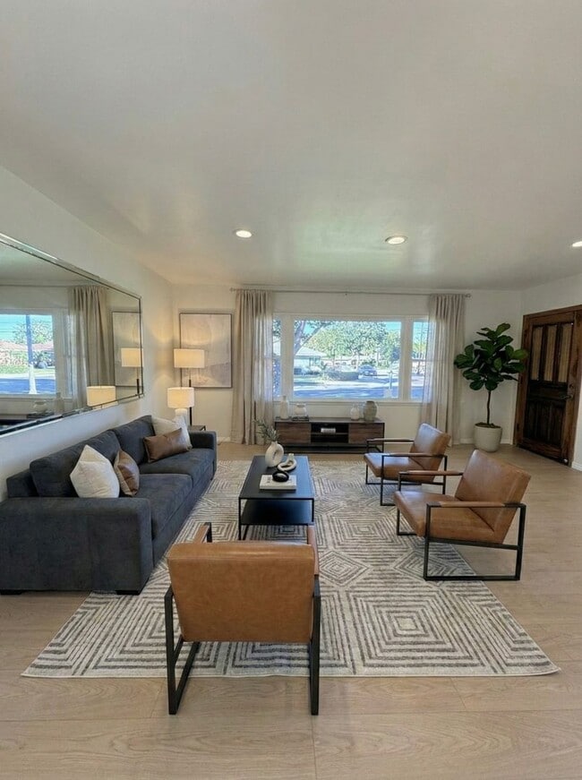 Photo - 3Bd House w/ HUGE Yard + RV Parking + New Appliances!