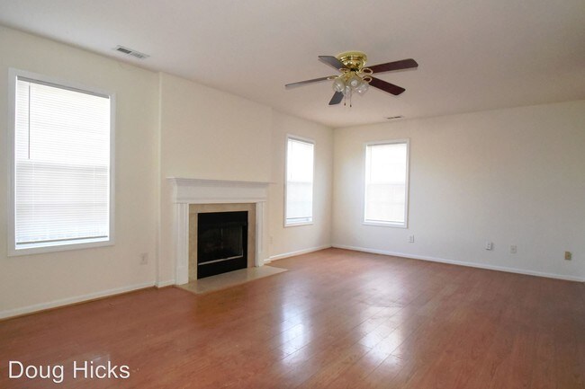 Foto del edificio - 3001 Meriwether Lewis Trail