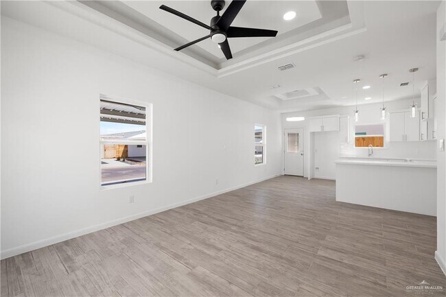 Foto del edificio - 1317 E Hibiscus Ave