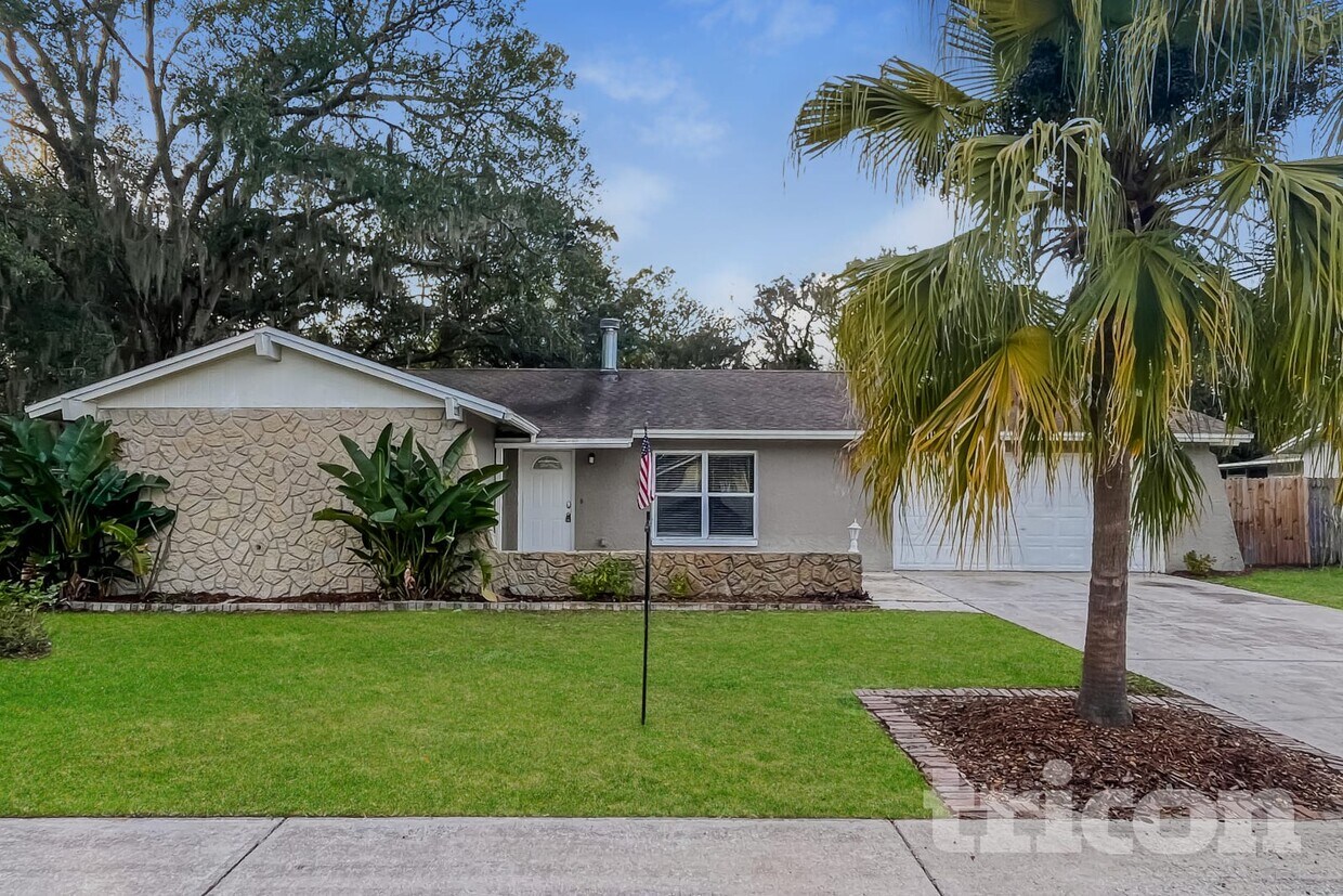 Foto principal - 2218 Village Ct