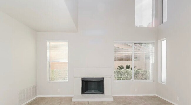 Building Photo - 16028 N 3rd Ave