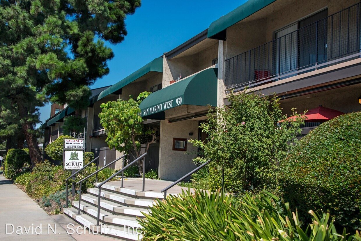 Foto principal - 930 N Monterey St