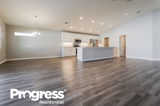 Building Photo - 6979 Gideon Cir