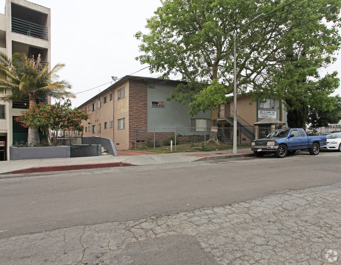 Primary Photo - Loma Garden Apartments