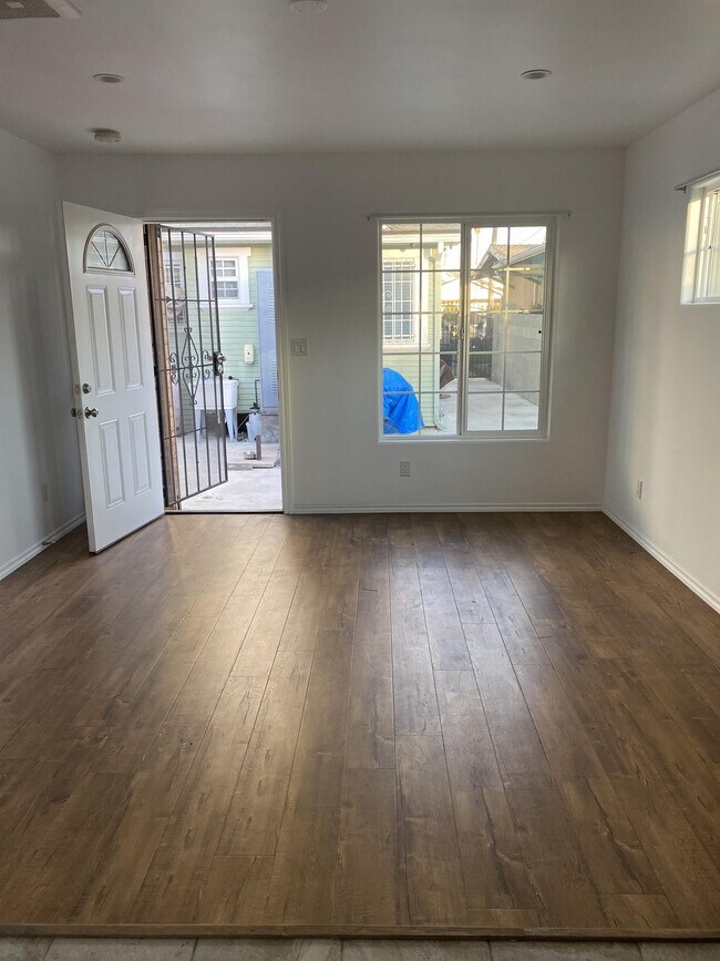 Building Photo - 4429 Cimarron St