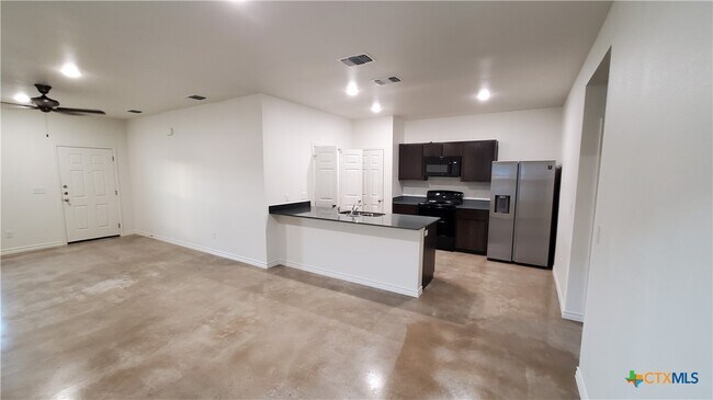 Foto del edificio - 2312 Alterman Dr