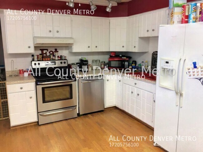 Foto del edificio - 5855 W Lehigh Ave