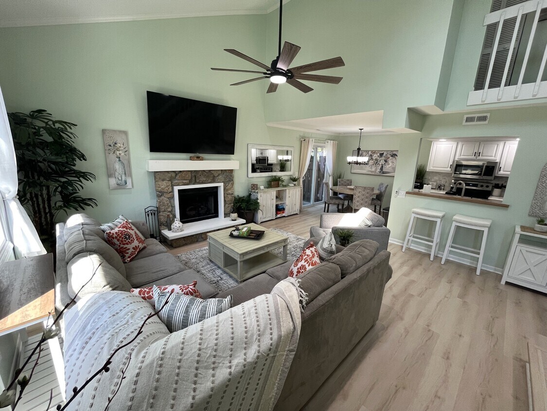 Foto principal - 6220 Crofton Dr