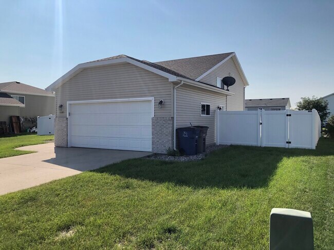 Foto del edificio - 1585 43rd Ave S