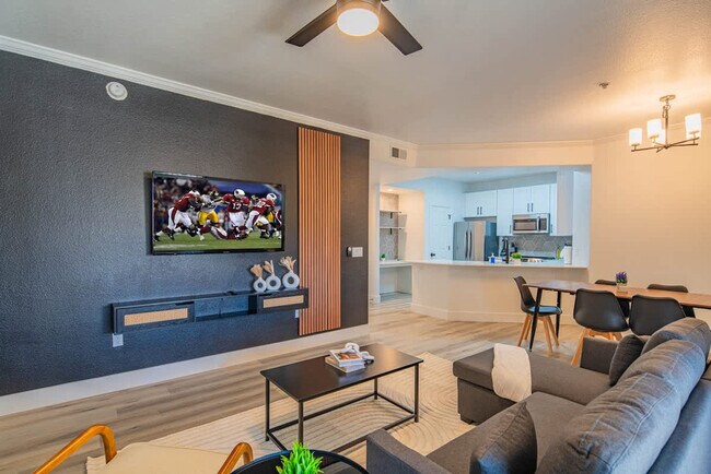 Foto del edificio - 7455 N 95th Ave