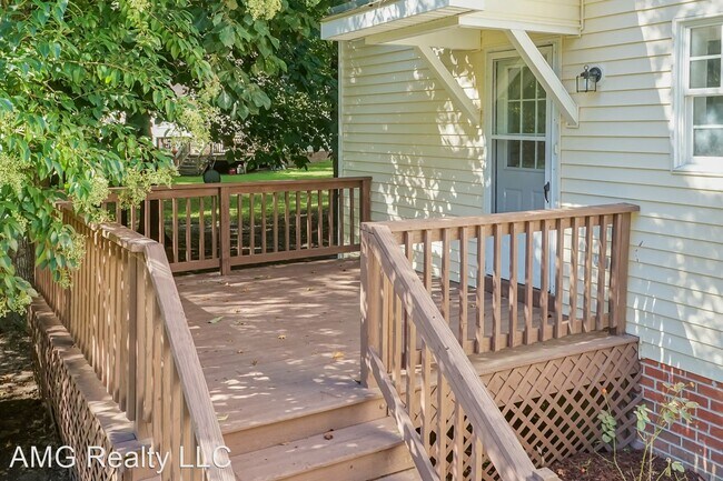 Foto del edificio - 3 br, 2 bath House - 1609 Oak Bend Road