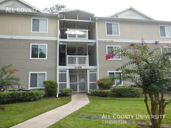 Building Photo - Apartment at Countryside at the University