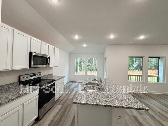 Building Photo - 8409 Oxford Valley Dr