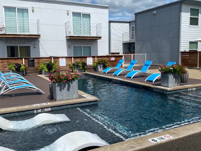 Foto del edificio - 3328 Cedarplaza Ln