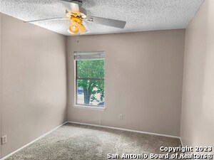 Foto del edificio - 3712 Whitefield Square