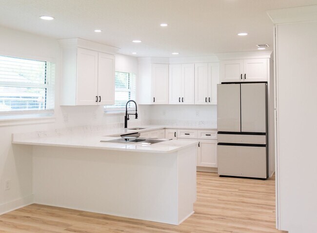 Foto del edificio - Waterfront Living in the Heart of Fleming Island!