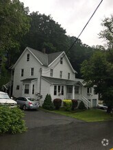 Building Photo - 18 Mill St