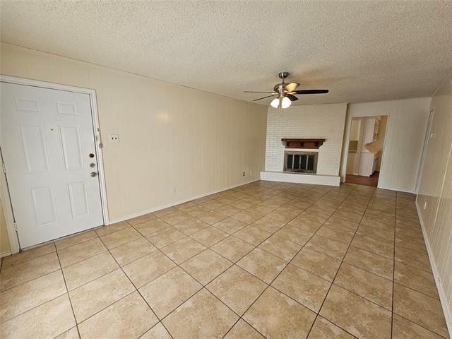 Foto del edificio - 8233 Ferguson Rd
