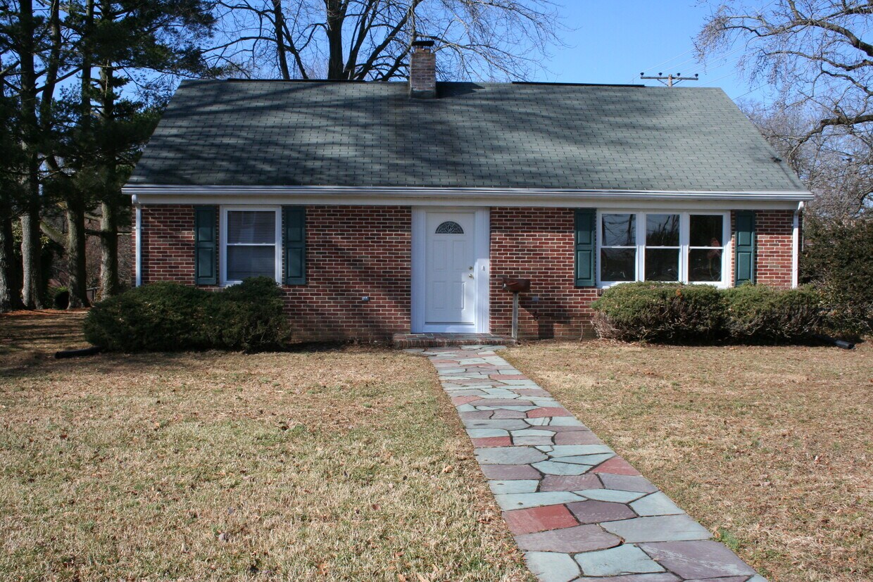 304 S Parke St, Aberdeen, MD 21001 House Rental in Aberdeen, MD