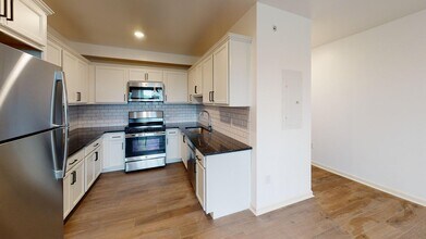 Interior Photo - Lilac Pointe