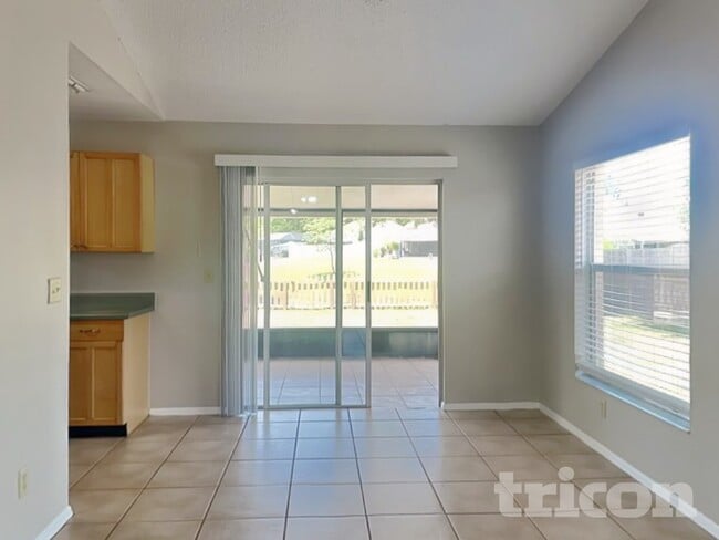 Building Photo - 13311 Laraway Dr