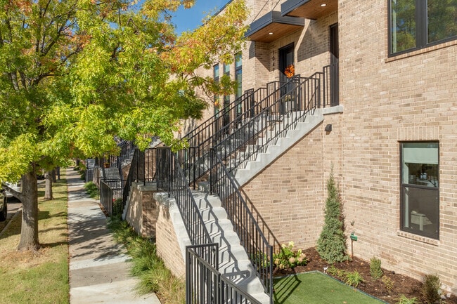 Townhome - The Village Flats