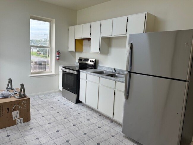 Foto del edificio - 1328 Lehman St