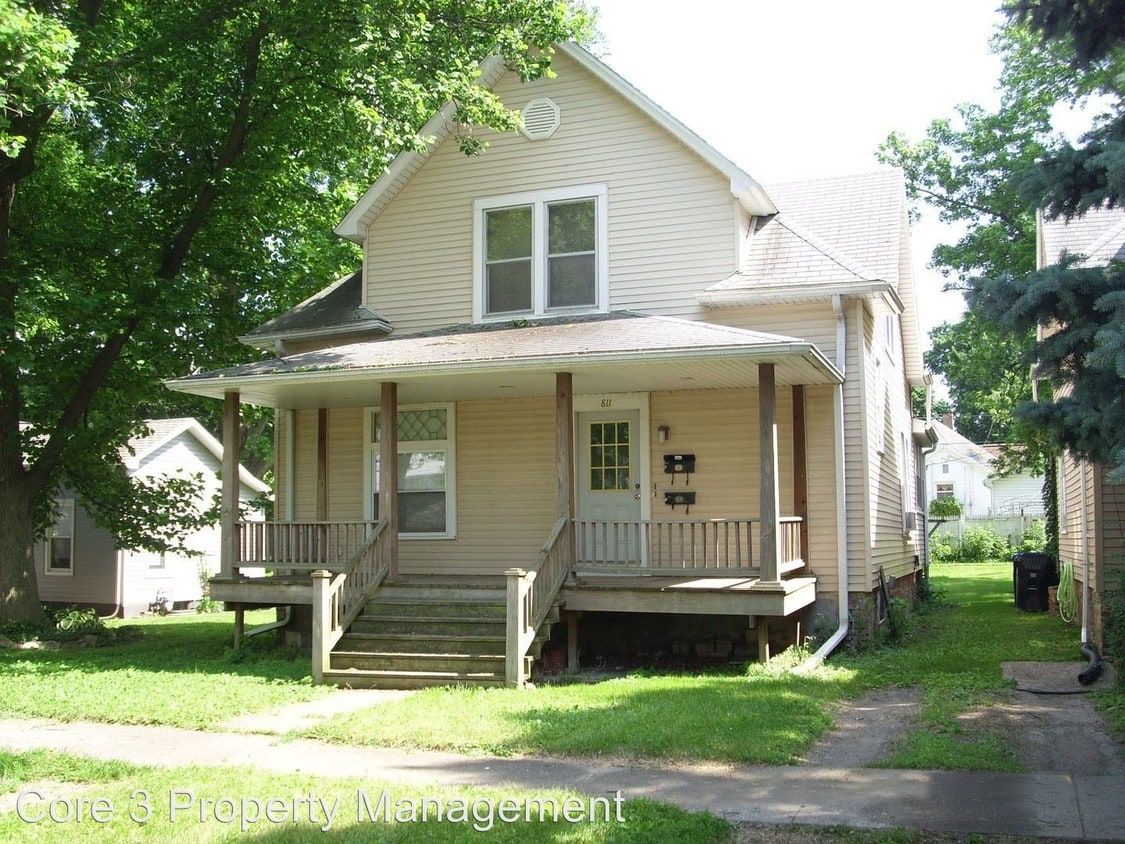 Primary Photo - 811 E Olive St