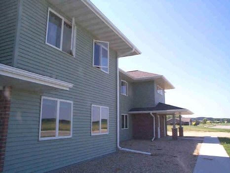 Building Photo - 850 Cedar St