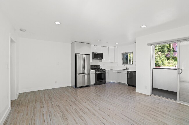 Building Photo - 249 S Coronado St