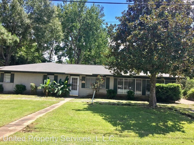 Building Photo - 5 br, 3.5 bath House - 212 Academy Rd