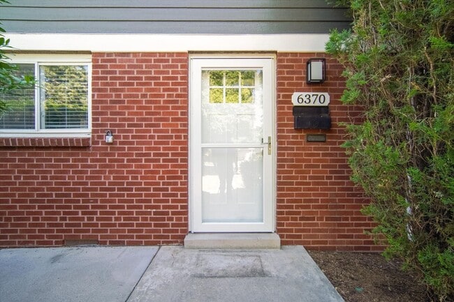 Charming Olde Town Arvada Home! - Charming Olde Town Arvada Home!