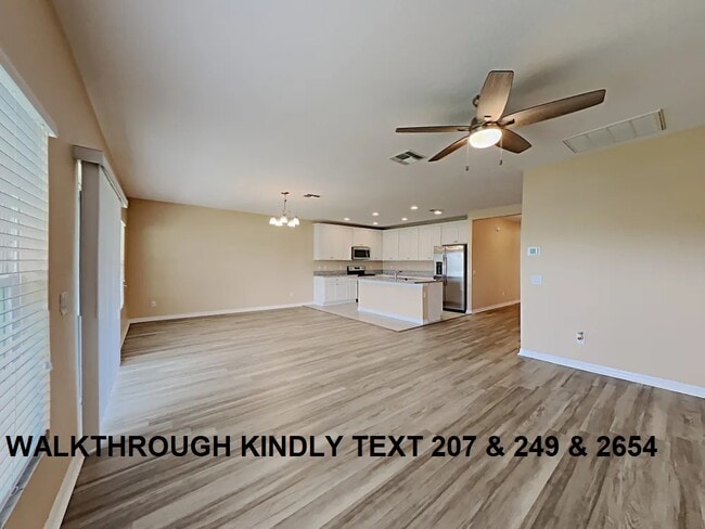 Building Photo - 6902 Gideon Cir
